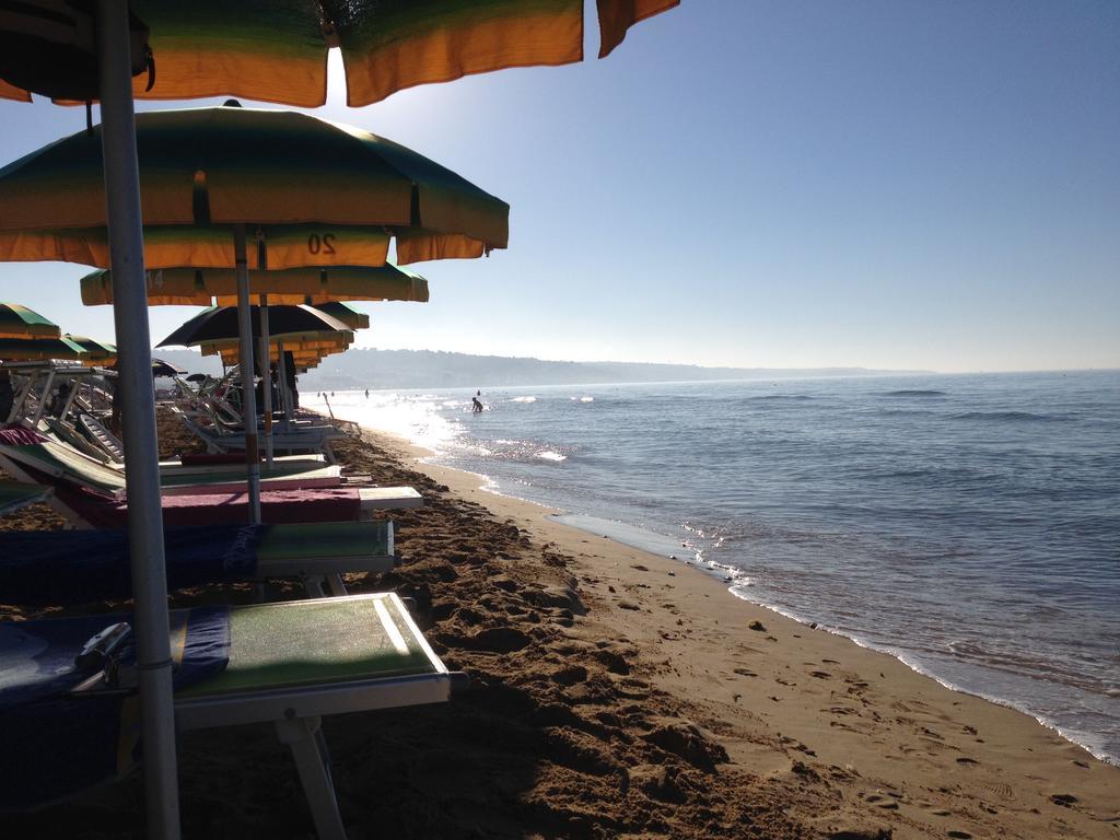 Contrada Borgin Bed & Breakfast Marina Di Pescoluse Luaran gambar